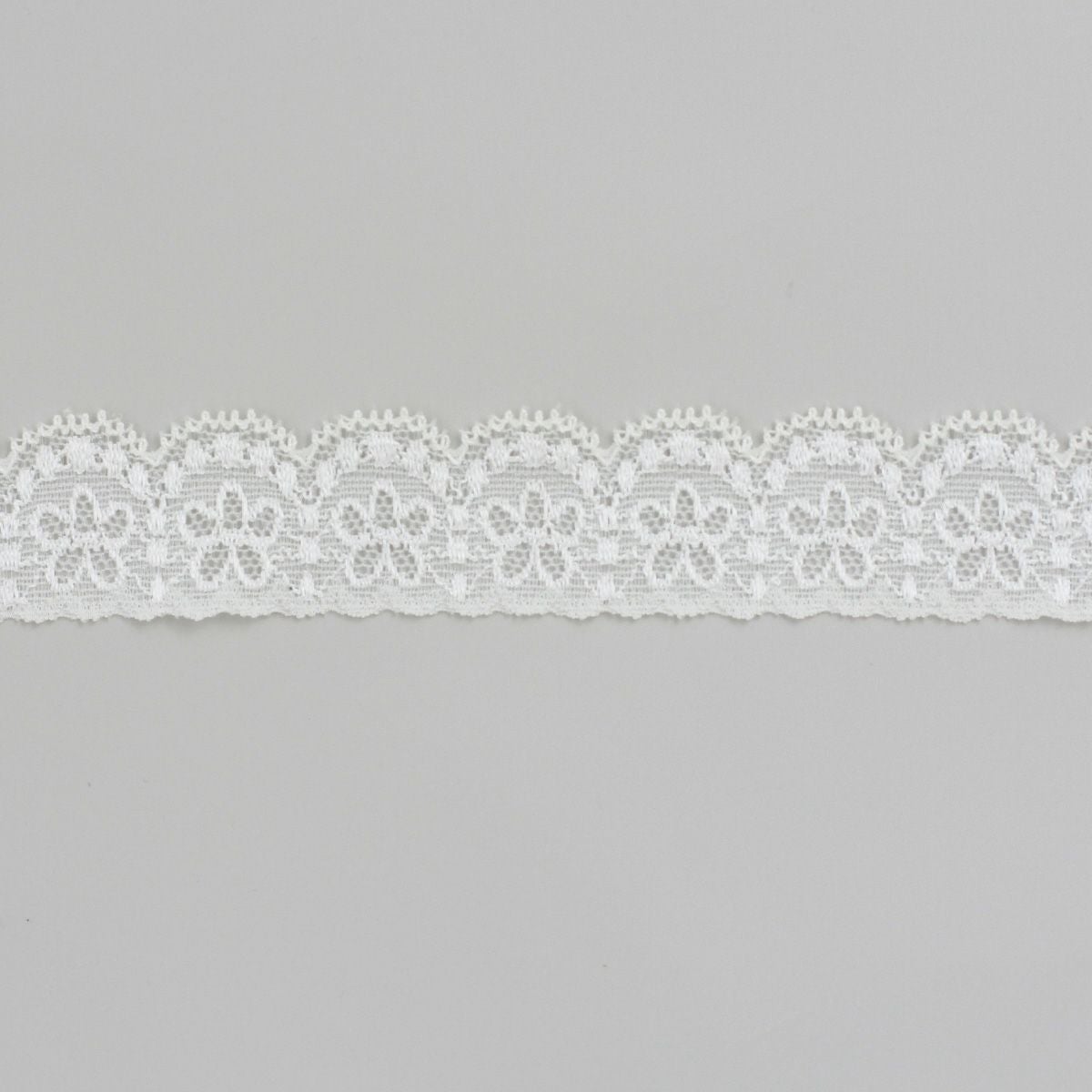 小花の可愛らしいホワイトレース チュールレース カット売り ハンドメイド DIY 手芸用 アクセサリー 生地 単品 レース