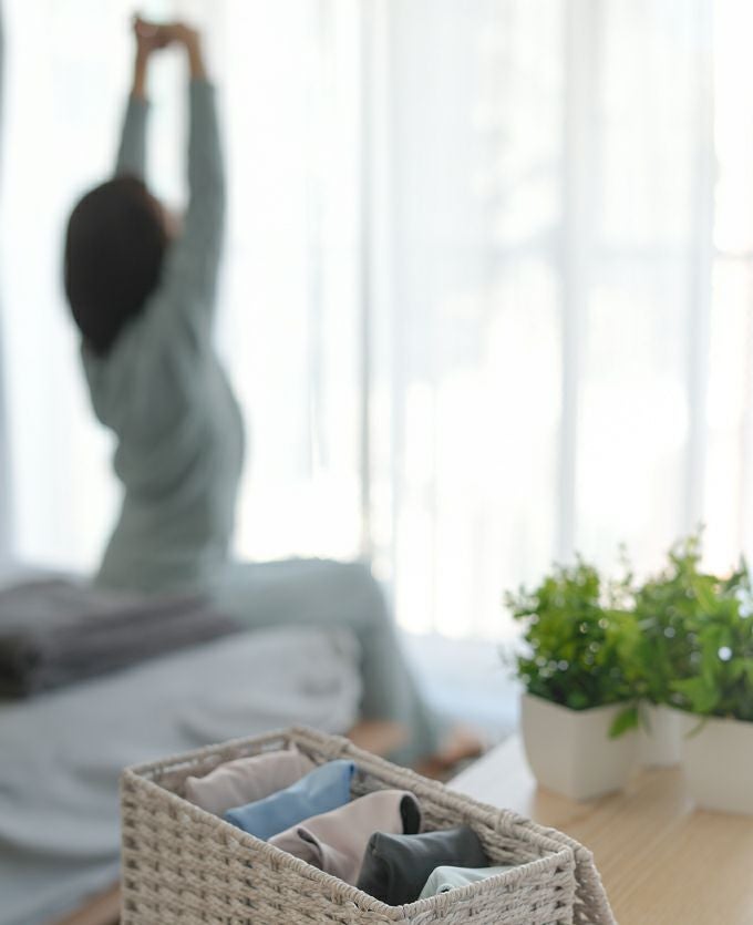  FOLLISSI Lite 吸水 吸水量 70ml ショーツ用 ナプキン ナプキン型 吸水パッド 生理 尿漏れ ケア 下着 多い 日 メッシュ 湿気 水分 漏れ モレ 安心 日本製 抗菌 防水 洗える 繰り返し 何度も 使える 持ち運び 洗濯 可能 吸水パット 尿漏れパット パッド